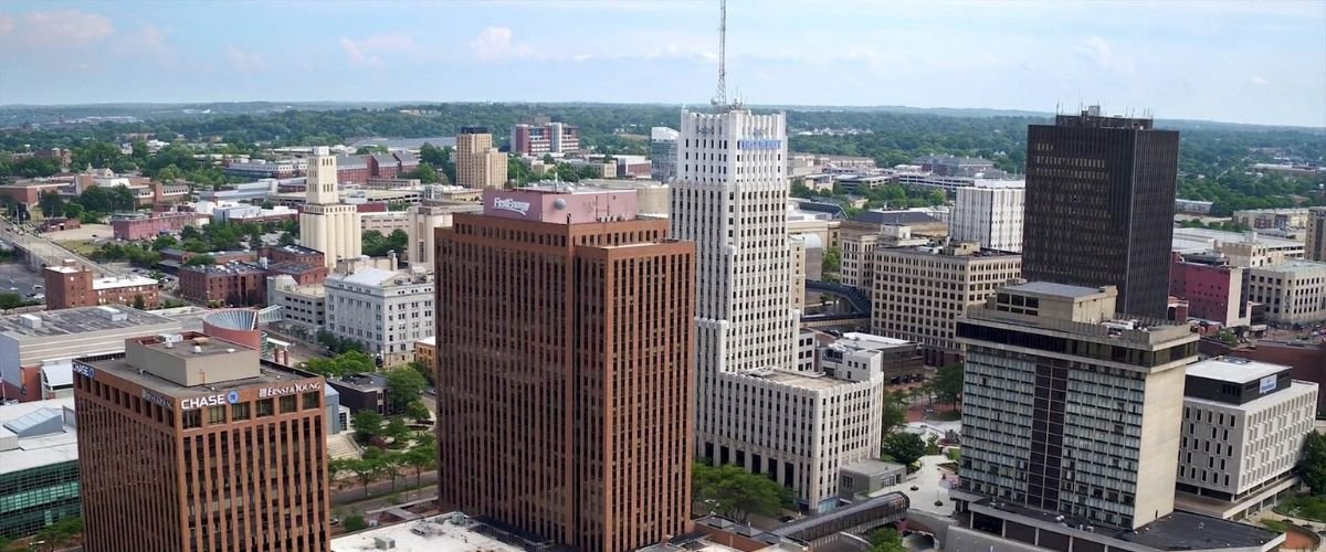 Breeze Airways Akron Office – Address, Contact & Travel Services