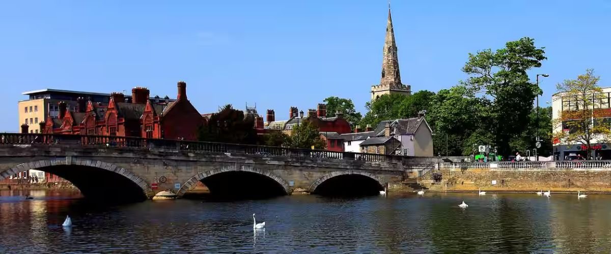 Singapore Airlines Bedford Office – Contact & Airport Details