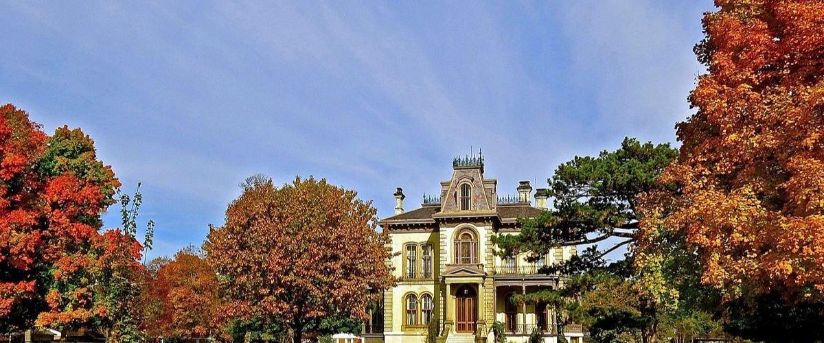 Frontier Airlines Bloomington Office in Illinois